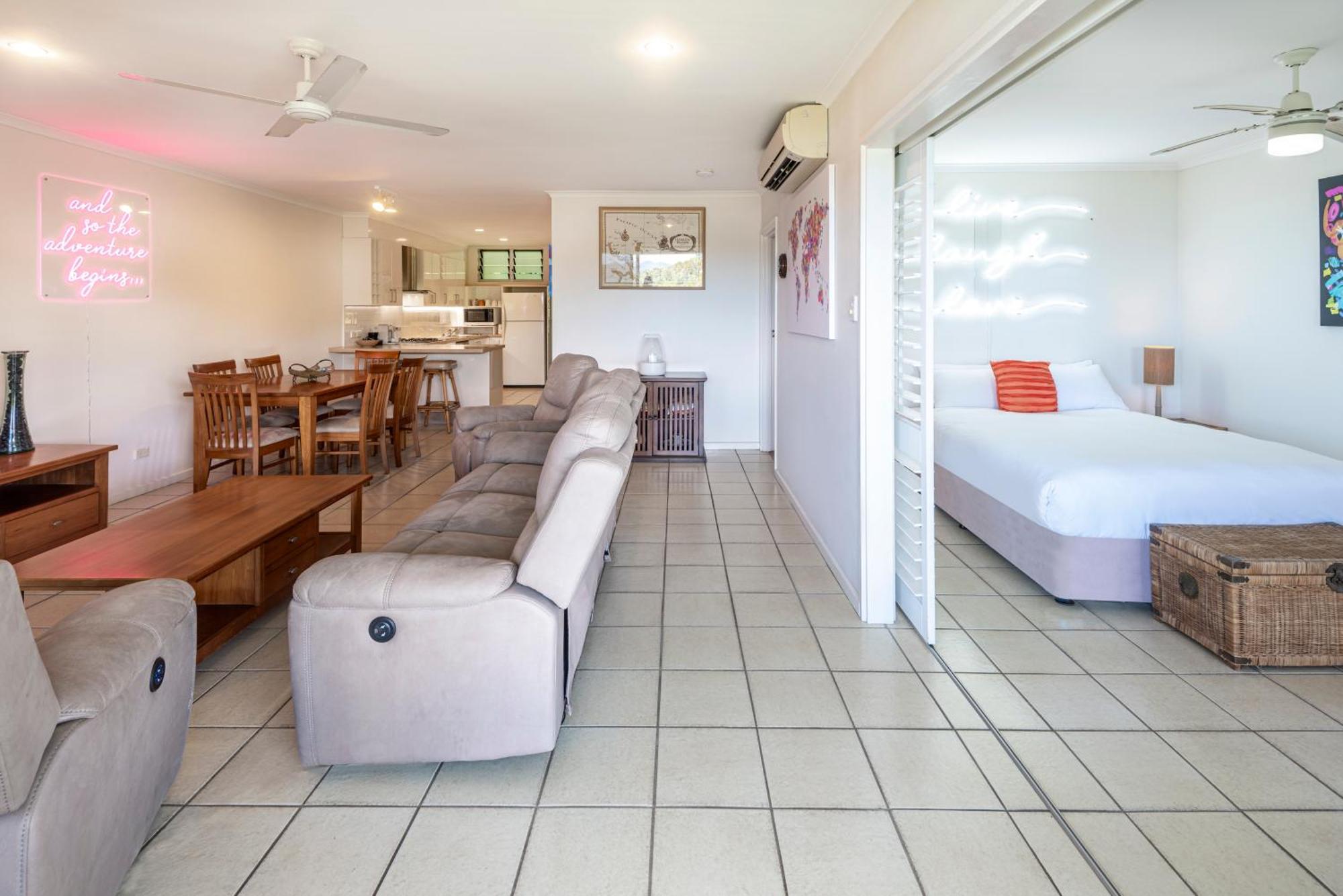 Poinciana Lodge - 2 Bedroom - On Hamilton Island By Hiha ภายนอก รูปภาพ
